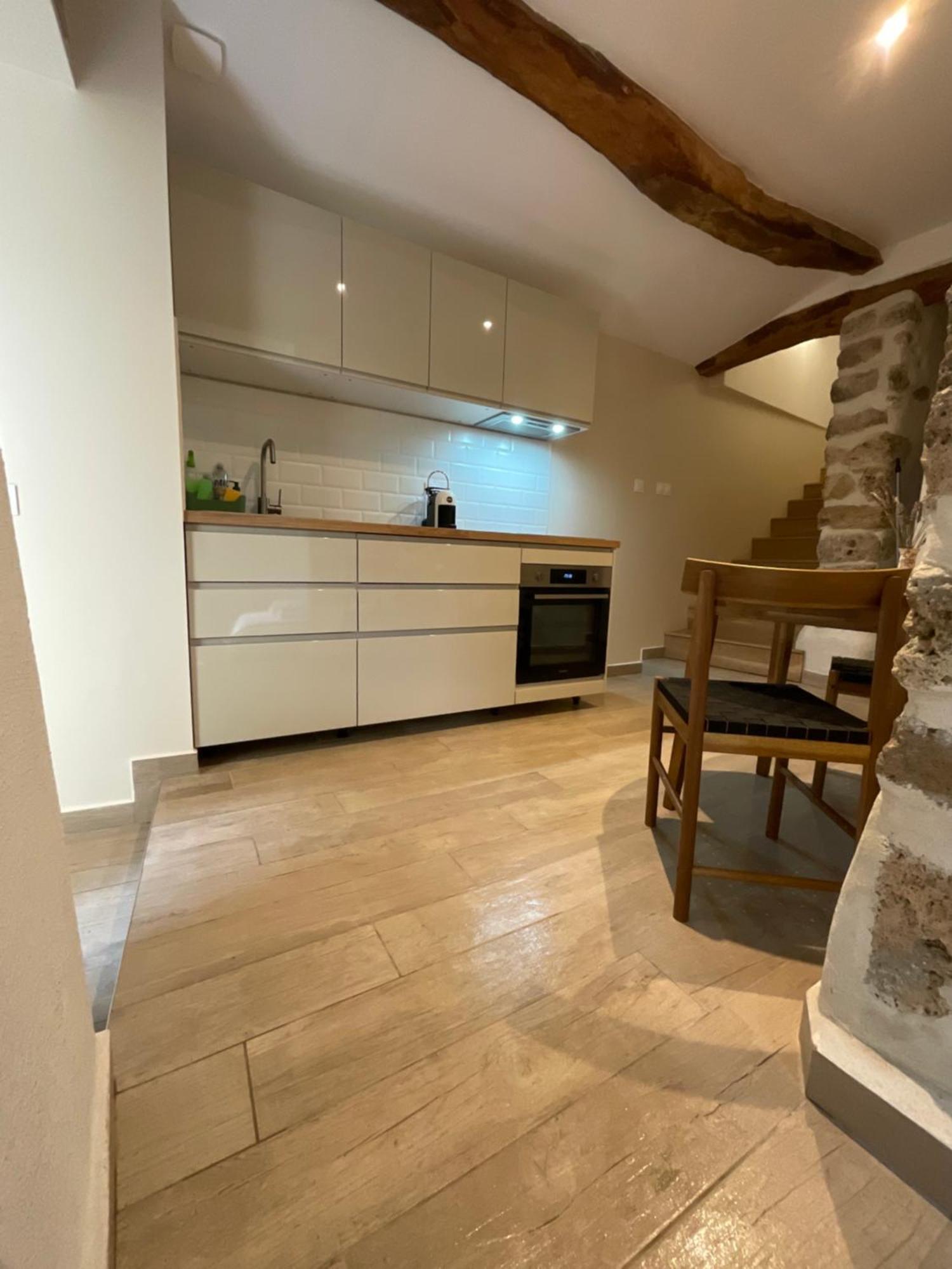 Zofia Appartements - Appartement Avec Cour Privee #1 穆斯捷-圣玛丽 外观 照片